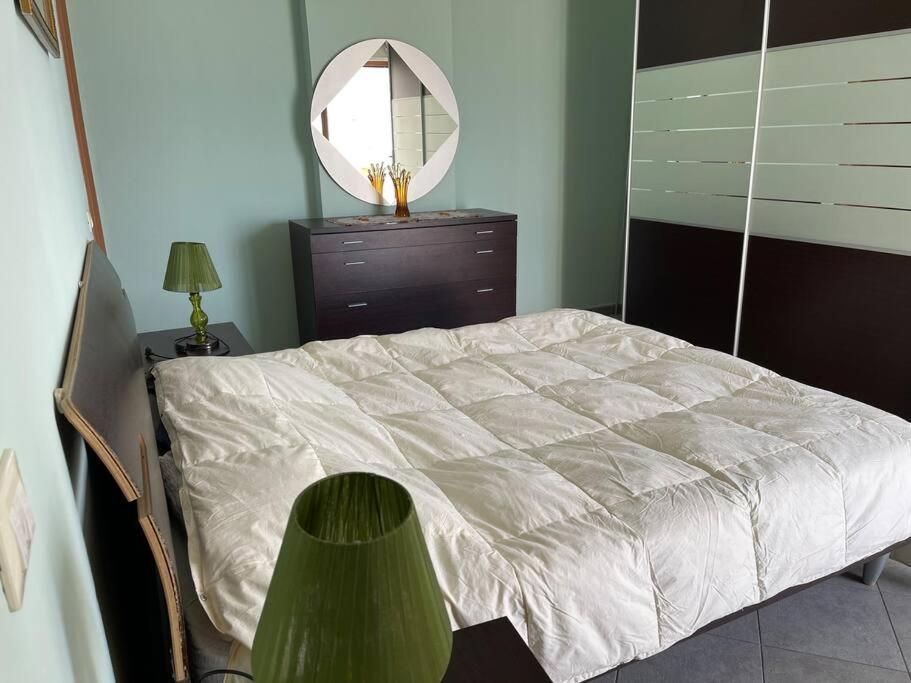 Sea View Apartment/Beach/City Center/Wifi Durrës Kültér fotó