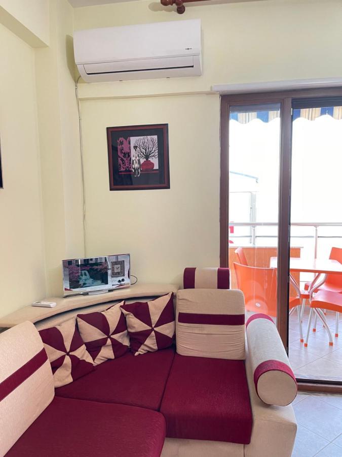Sea View Apartment/Beach/City Center/Wifi Durrës Kültér fotó